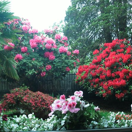 The Stone Hedge Bed And Breakfast Richmond Extérieur photo