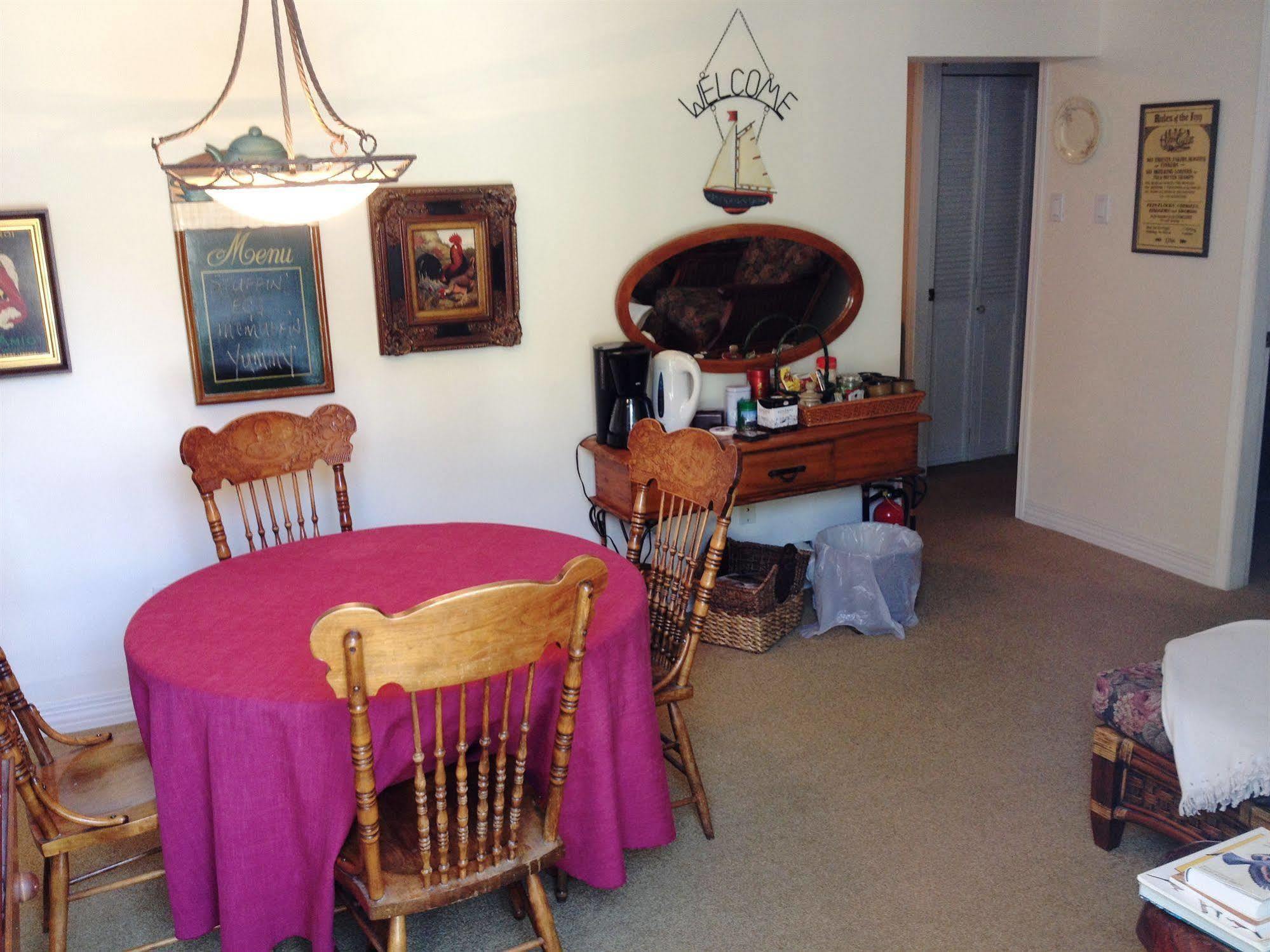 The Stone Hedge Bed And Breakfast Richmond Extérieur photo