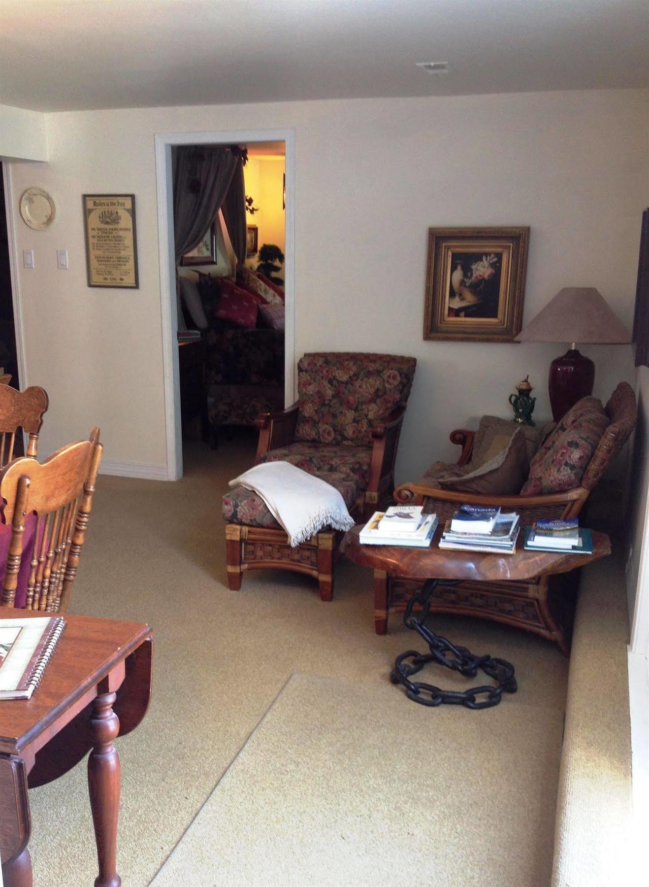 The Stone Hedge Bed And Breakfast Richmond Extérieur photo